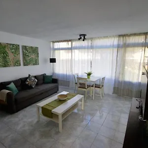 https://bonito-apartamento-115.in-canary-islands.com